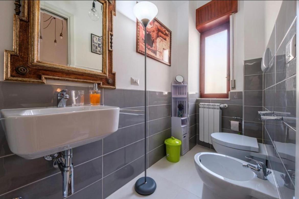 לינה וארוחת בוקר מילאצו Casa Luce מראה חיצוני תמונה